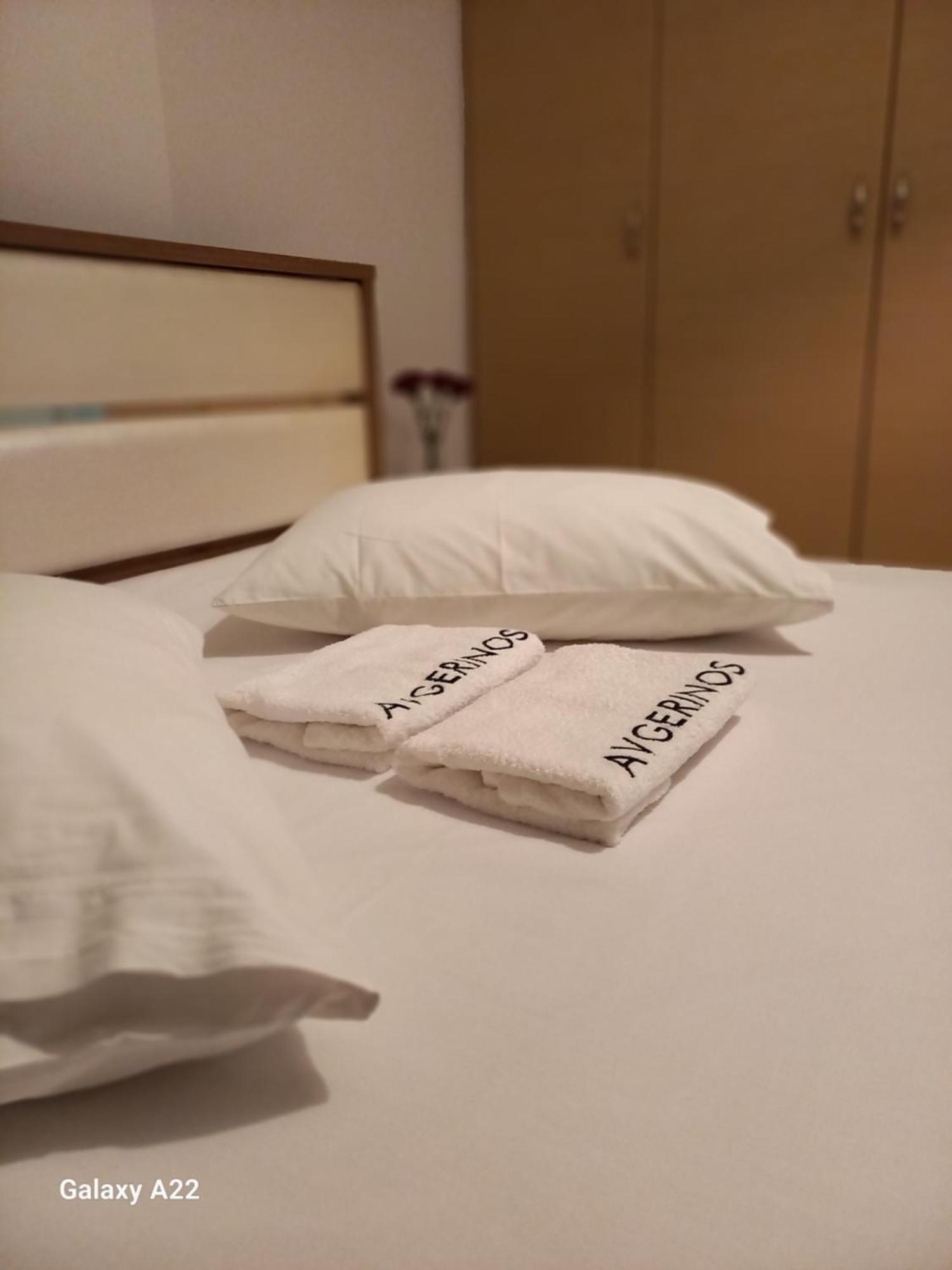 A V G E R I N O S Athens Apartment Екстериор снимка