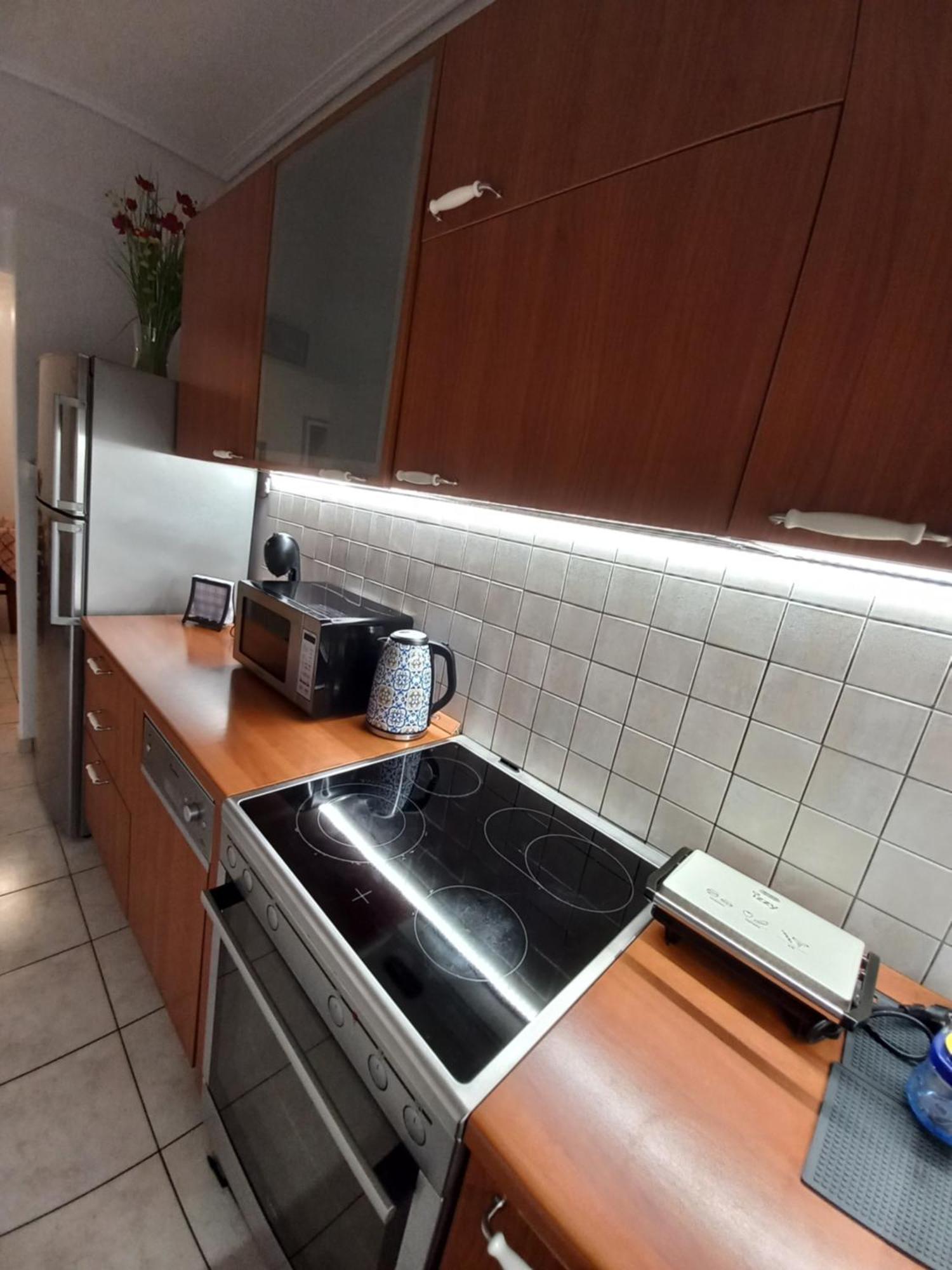 A V G E R I N O S Athens Apartment Екстериор снимка